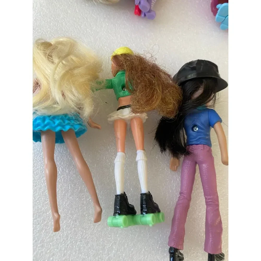 2007 Mattel Barbie McDonald's Happy Meal mini fashion and roller-skating figures